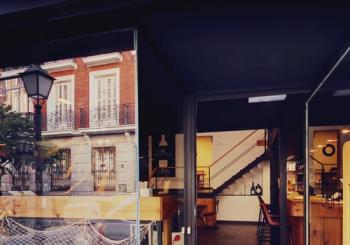 3 cervezas artesanas y 3 tapas en Vinopremier a Madrid