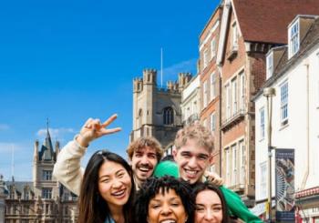 Cambridge - Interactive Treasure Hunt & Exploration Game for up to 5