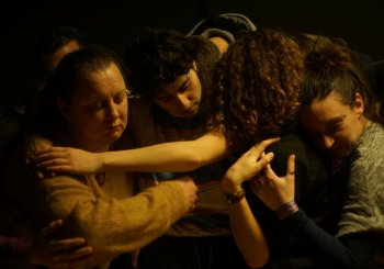 PUESTA EN ESCENA DE LOS RESULTADOS DEL TALLER PIEL COMÚN. MUJERES EN CREACIÓN ESCÉNICA en Sevilla