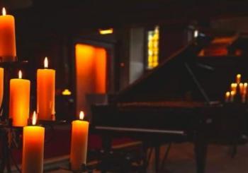 Chopin & Champagne by Candlelight at St Clement Danes Church en London