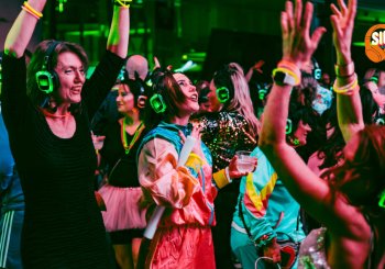 Discos For Grown Ups en Reino Unido