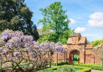 Garden history tour at Fulham Palace London