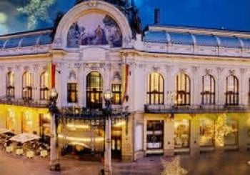 Los mejores clásicos Navidad: Casa Municipal de Praga Praga