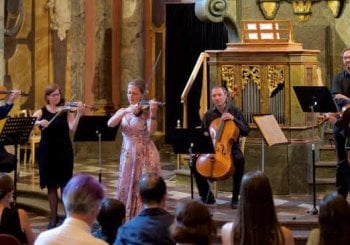 Las Cuatro Estaciones, Concierto Emperador y Chopin la Capilla de los Espejos Praga
