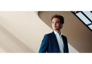 Julien Libeer: Concierto de la matinal del domingo en los Campos Elíseos Paris