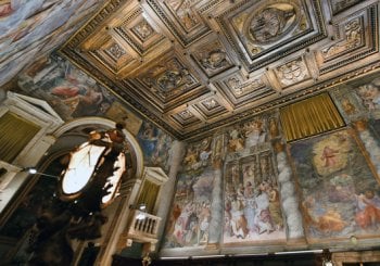 Oratorio Del Gonfalone: Hacia la Luna, entre el sueño y la voz Roma