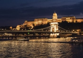 Dinner & Cruise con música directo y espectáculo de danza folclórica Budapest